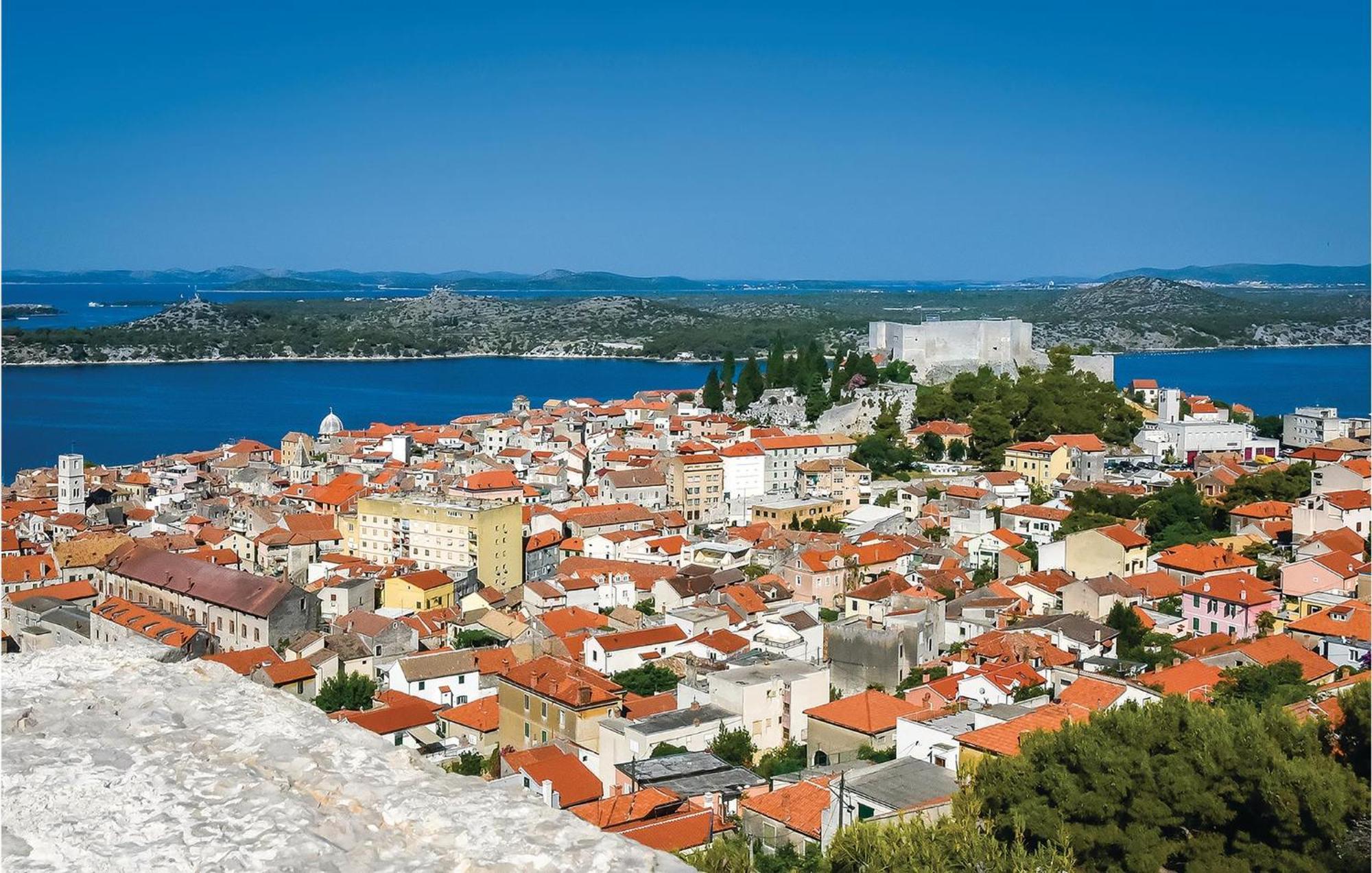 Nice Home In Sibenik With Kitchen Exterior foto
